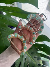 Load image into Gallery viewer, Crystal x Fresh Water Pearl Hair Claw