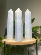 Load image into Gallery viewer, Calcite tower— Stone of Energy &amp; Cleansing
