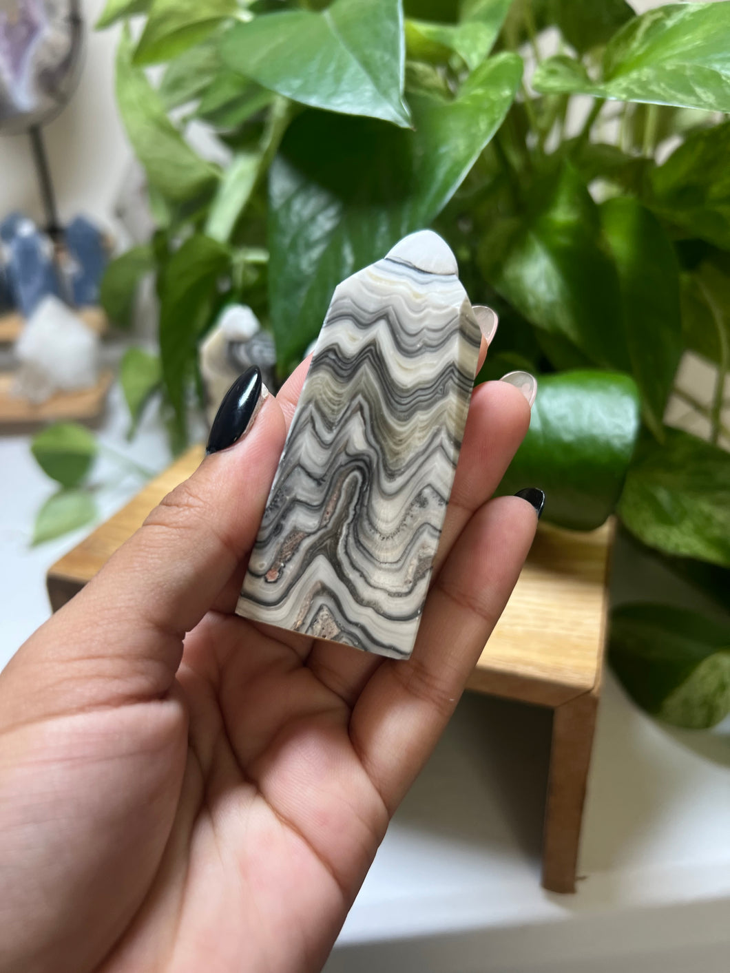 Calcite – The Stone of Clarity, Cleansing & Positive Energy