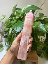 Load image into Gallery viewer, Pink Caribbean Calcite Tower XL— Stone of Calm &amp; Conscious Awakening
