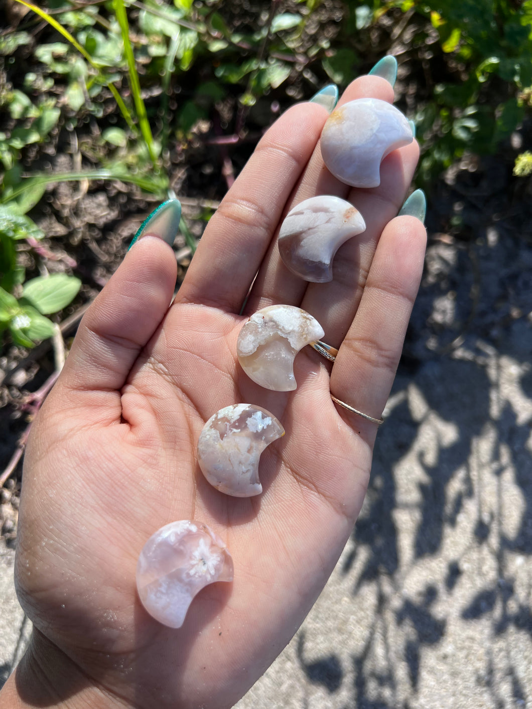 Flower Agate Moon (Mini)